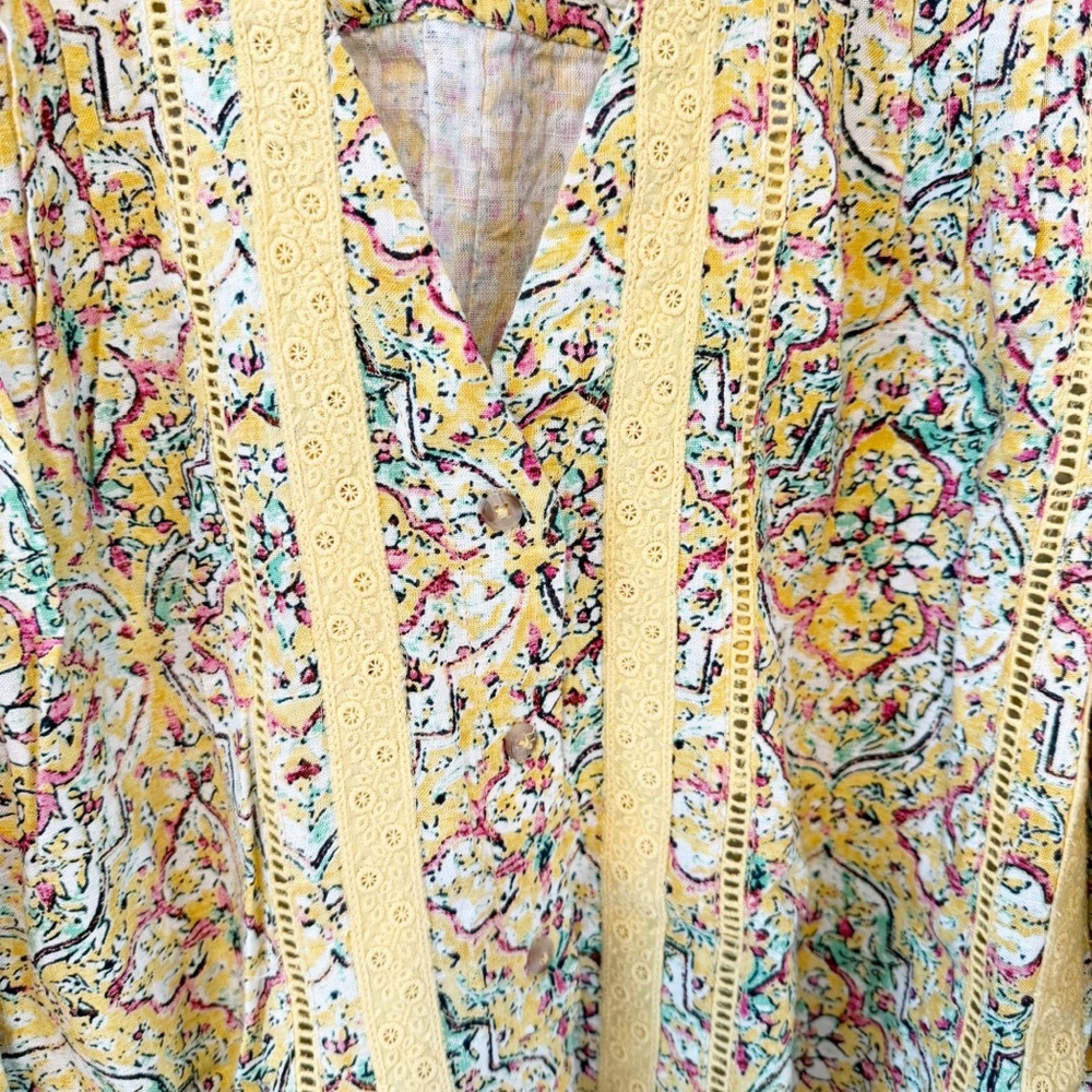 Anthropologie | Pilcro Pintuck Peasant Blouse in a yellow floral print Large - Picture 8 of 13